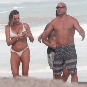 Sexy Amber Nichole Miller and Tito Ortiz Enjoy a Day in Tulum (32 Photos) – Leaked Nudes