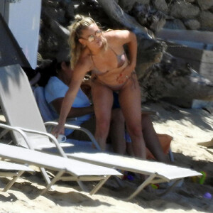 Naked Celebrity Kate Hudson 010 pic