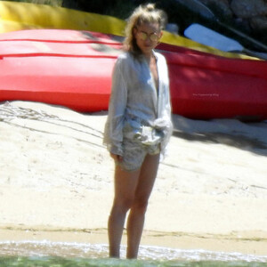 Free nude Celebrity Kate Hudson 012 pic