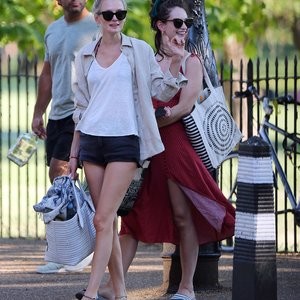 Sexy Lily James Enjoys a Sunny Day in London (50 Photos) - Leaked Nudes