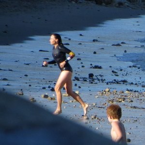 Sexy Minnie Driver Is Swimming In Malibu (15 Photos) – Leaked Nudes