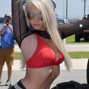 Sexy Models Promotes Daytona Truck Meet (20 Photos) – Leaked Nudes