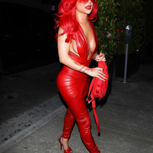 Free Nude Celeb Nikita Dragun 027 pic