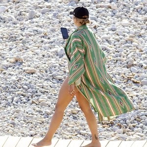 Naked Celebrity Pic Rita Ora 058 pic