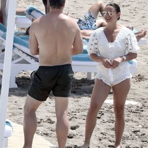 Sexy Sam Faiers Enjoys a Day on the Beach with Her Family (102 Photos) - Leaked Nudes