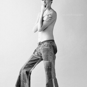Naked Celebrity Shailene Woodley 140 pic