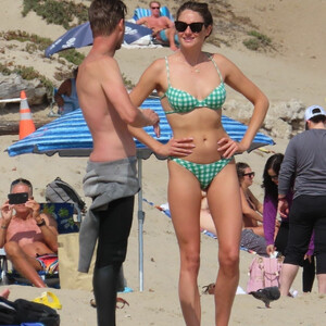nude celebrities Shailene Woodley 015 pic