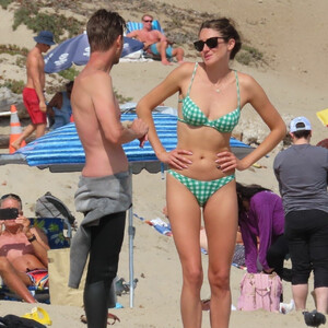 Celeb Naked Shailene Woodley 017 pic