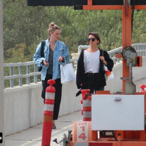 Famous Nude Shailene Woodley 123 pic