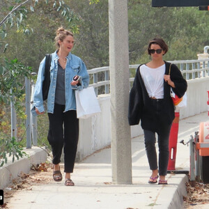 Naked Celebrity Shailene Woodley 125 pic