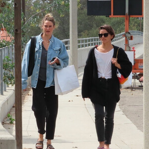 nude celebrities Shailene Woodley 129 pic