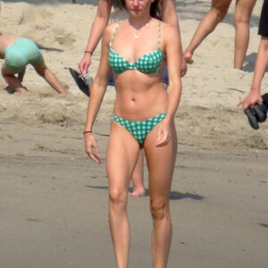 Free nude Celebrity Shailene Woodley 143 pic