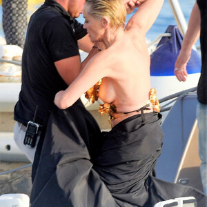 celeb nude Sharon Stone 049 pic