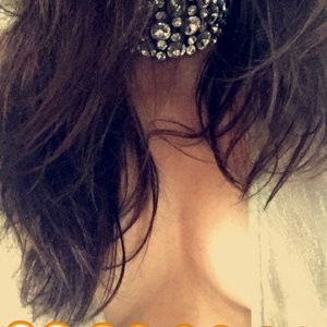 Shay Mitchell Cleavage (4 Photos) – Leaked Nudes