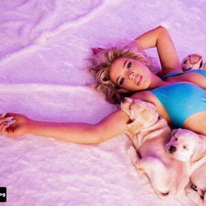 Free Nude Celeb Shirin David 054 pic