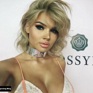 Naked celebrity picture Shirin David 063 pic