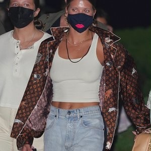 Sofia Richie Goes Braless Out to Dinner with Friends at Nobu (35 Photos) – Leaked Nudes