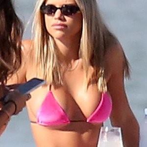 Naked celebrity picture Sofia Richie 079 pic