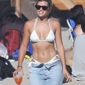 Sofia Richie Shows Off her Abs on the Beach (155 New Photos) – Leaked Nudes