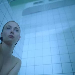 Sophie Turner Nude – Survive (8 Pics + GIF & Video) - Leaked Nudes