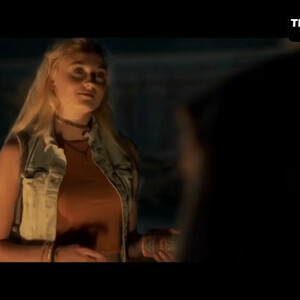 Celeb Naked Sophie Turner 016 pic