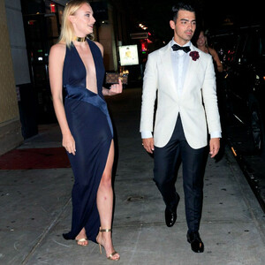 Nude Celebrity Picture Sophie Turner 037 pic