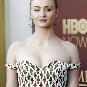 Nude Celeb Sophie Turner 101 pic