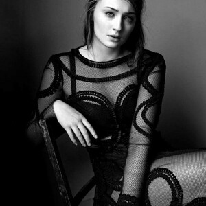 Celeb Nude Sophie Turner 122 pic