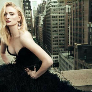Real Celebrity Nude Sophie Turner 154 pic