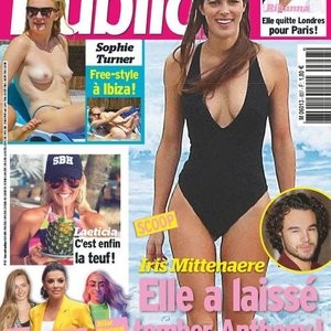Sophie Turner Topless (1 New Photo) - Leaked Nudes