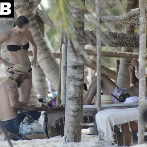 Leaked Celebrity Pic Stacy Keibler 028 pic