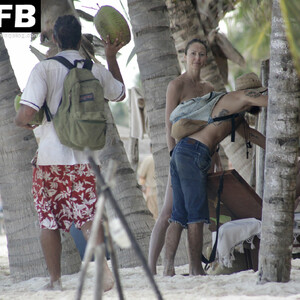 Celebrity Nude Pic Stacy Keibler 041 pic