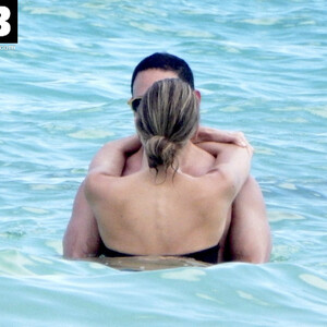 Naked celebrity picture Stacy Keibler 049 pic