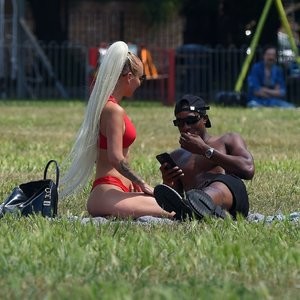 Stefan Pierre Tomlin Packs on PDA in a Park with Sarah Jane Banahan (64 Photos) - Leaked Nudes