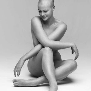 Nude Celebrity Picture Stefania Ferrario 014 pic