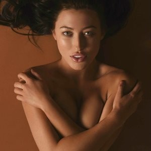 Celebrity Naked Stefanie Knight 001 pic
