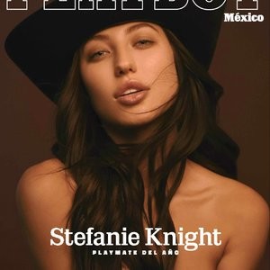 Newest Celebrity Nude Stefanie Knight 002 pic