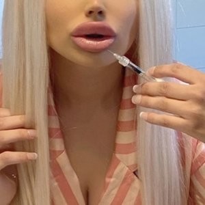 Steffi Mulic Refuses to Let a Pandemic Delay Her Becoming a Real-Life Bratz Doll (12 Photos) - Leaked Nudes