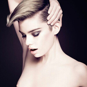 Nude Celeb Pic Stella Maxwell 113 pic