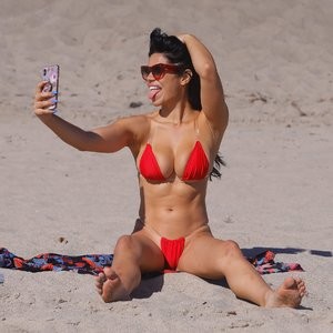 Suelyn Medeiros Stuns in a Bright Red Bikini in Malibu (22 Photos) – Leaked Nudes