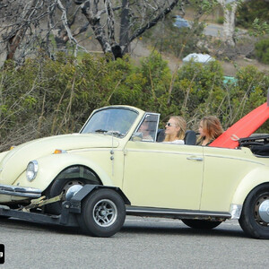 Naked Celebrity Pic Suki Waterhouse 004 pic