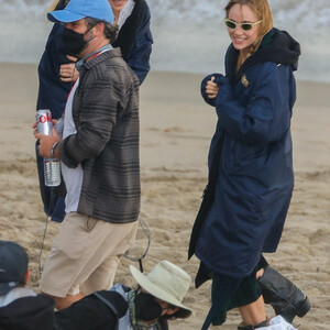 Nude Celeb Pic Suki Waterhouse 015 pic