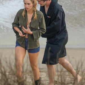 Leaked Celebrity Pic Suki Waterhouse 044 pic