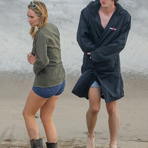 Naked Celebrity Pic Suki Waterhouse 047 pic
