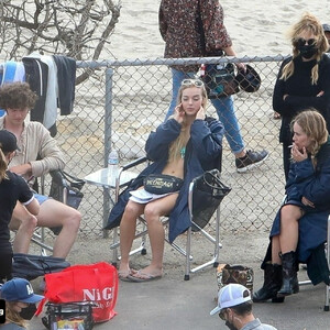Naked Celebrity Pic Suki Waterhouse 061 pic