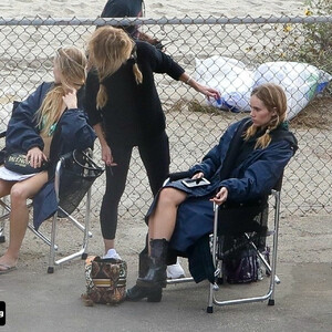 Nude Celeb Suki Waterhouse 063 pic