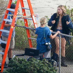celeb nude Suki Waterhouse 075 pic