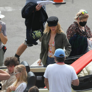 Naked Celebrity Pic Suki Waterhouse 094 pic
