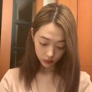 Sulli Choi Nip Slip (3 Pics + Video) - Leaked Nudes