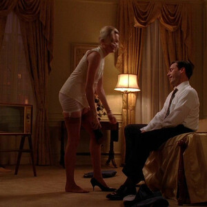 Nude Celeb Pic Sunny Mabrey 015 pic